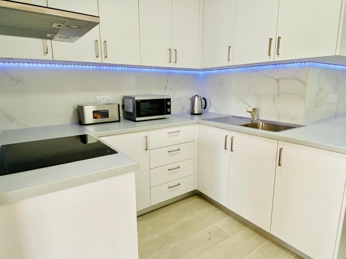 Basillica 3 Bedrooms Apartment Paphos Ngoại thất bức ảnh