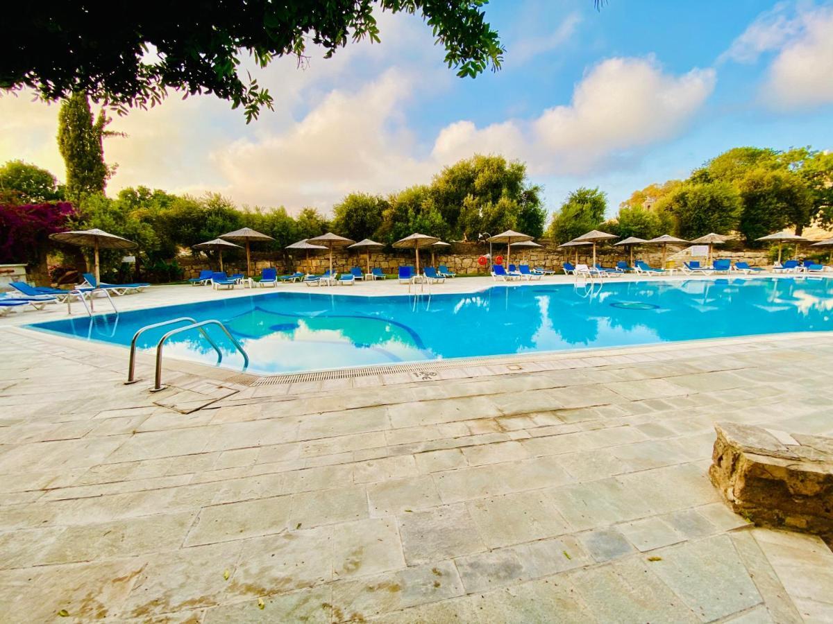 Basillica 3 Bedrooms Apartment Paphos Ngoại thất bức ảnh